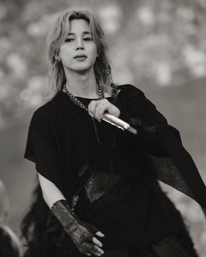 O mundo inteiro ♥ BTS Jimin, Bastidores da Turnê Mundial... Brilho, Charme Inesperado