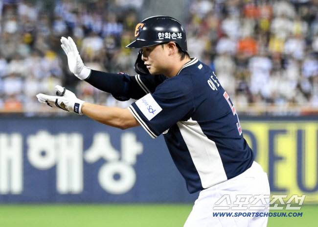 11일 잠실구장에서 2026 KBO리그 올스타전이 열렸다. 이도윤이 안타를 날린 뒤 환호하고 있다. 잠실=박재만 기자 pjm@sportschosun.com/2026.07.11/