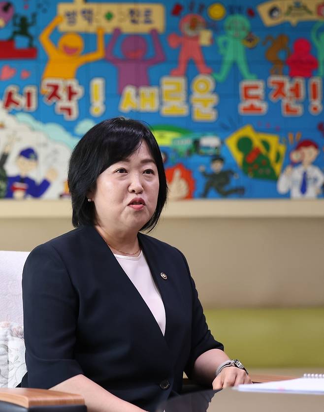 연합뉴스와 인터뷰하는 홍소영 병무청장 [연합뉴스 자료사진]