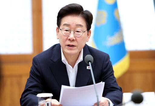 이재명 대통령이 10일 청와대에서 열린 메가프로젝트 2차 민관합동 점검회의에서 발언하고 있다. 뉴시스