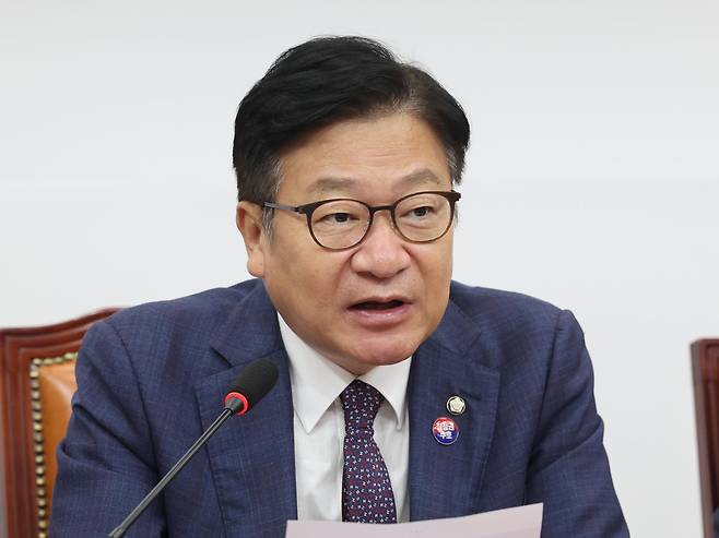 정점식 국민의힘 원내대표가 10일 오전 서울 여의도 국회에서 열린 최고위원회의에서 모두발언을 하고 있다. 2026.8.10. 뉴스1