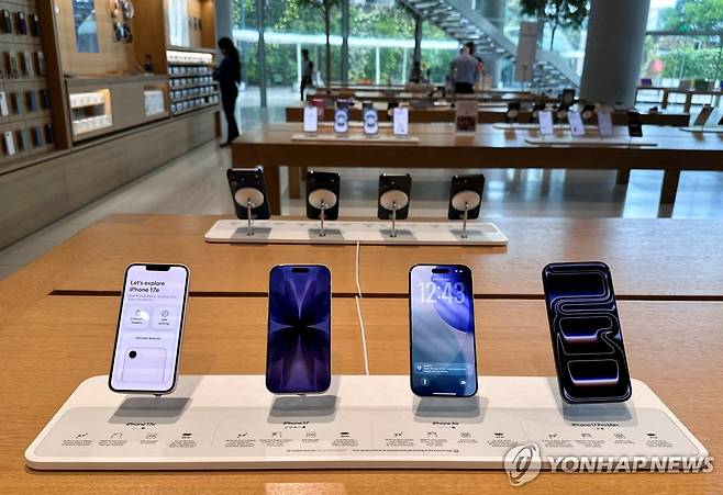 애플 스토어 [로이터=연합뉴스. 재판매 및 DB 금지]