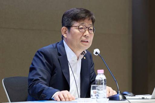유상대 한국은행 부총재가 지난 11일 서울시 중구 한국은행에서 열린 기자간담회에서 발언하고 있다./한국은행