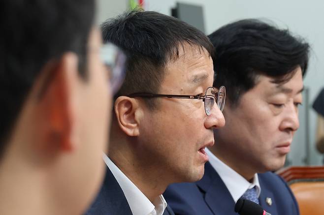 ▲ 한병도 당 대표 직무대행 겸 원내대표가 14일 국회에서 열린 더불어민주당 최고위원회의에서 발언하고 있다. 연합뉴스