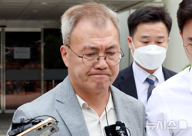[서울=뉴시스] 박영태 기자 = 12·3 비상계엄 당시 내란에 가담했다는 의혹을 들여다보는 2차 종합특별검사팀이 강호필 전 육군 지상작전사령관을 재판에 넘긴 것으로 확인됐다. 사진은 강 전 사령관. 2026.08.14. since1999@newsis.com