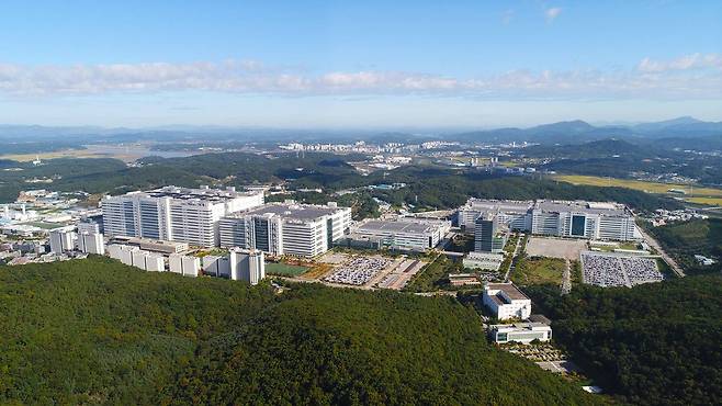 LG디스플레이 파주 사업장 전경. [LG디스플레이 제공]