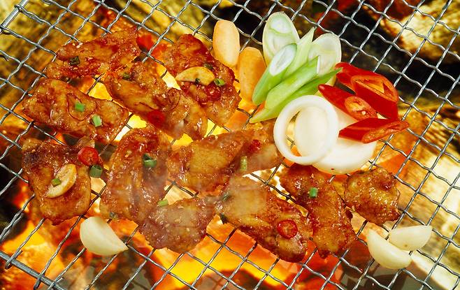 숯불 닭갈비. 클립아트코리아 제공