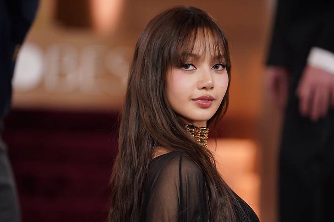 Lisa, do BLACKPINK. Notícias da AP