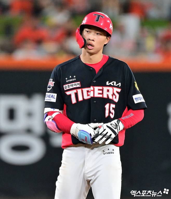18일 오후 대전 한화생명 볼파크에서 열린 '2026 신한 SOL Bank KBO리그' KIA 타이거즈와 한화 이글스의 경기, 7회초 KIA 박재현이 2루타를 날리고 있다. 대전, 김한준 기자
