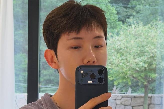 출처:조권