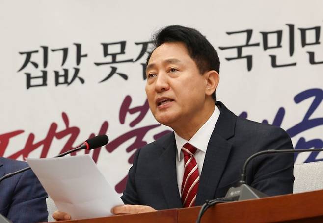 오세훈 서울시장이 지난 14일 오전 서울 여의도 국회에서 열린 원내대책회의에서 발언하고 있다. ⓒ뉴시스