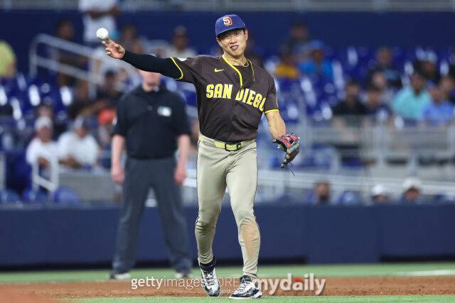 MLB 샌디에이고에서 뛰고 있는 송성문은 22일(한국시각) 열린 미네소타와 홈 경기에 결장했다./게티이미지코리아