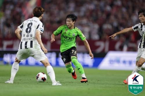 그라운드 누비는 김예건 [한국프로축구연맹 제공. 재판매 및 DB 금지]