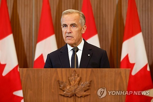 보복관세에 관해 설명하는 마크 카니 캐나다 총리. AP=연합뉴스