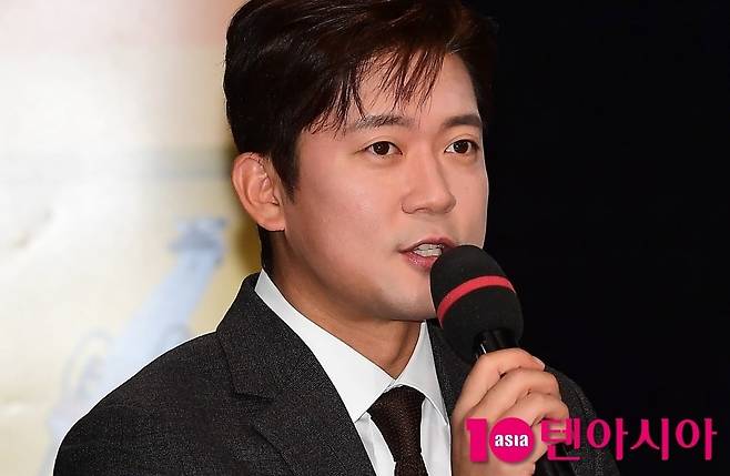 김대호가 '전설의 사내' 무대에 난입한다. / 사진=텐아시아DB