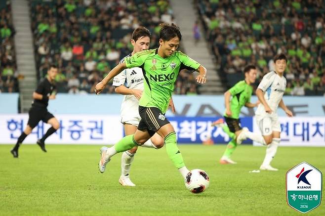 [서울=뉴시스] 프로축구 K리그1 전북현대의 이승우. (사진=한국프로축구연맹 제공) 2026.08.22. photo@newsis.com *재판매 및 DB 금지