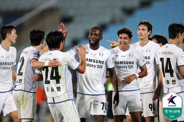 루이스(수원삼성). 한국프로축구연맹 제공 