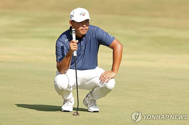 퍼트 앞둔 김시우 [AFP=연합뉴스]
