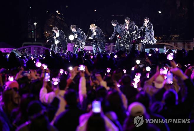 돌아온 방탄소년단(BTS) [연합뉴스 자료사진]