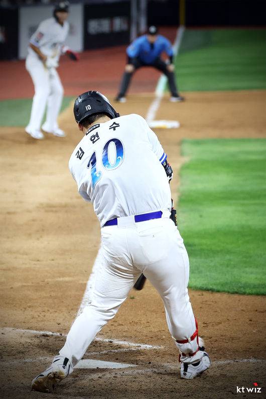 KT 위즈 제공