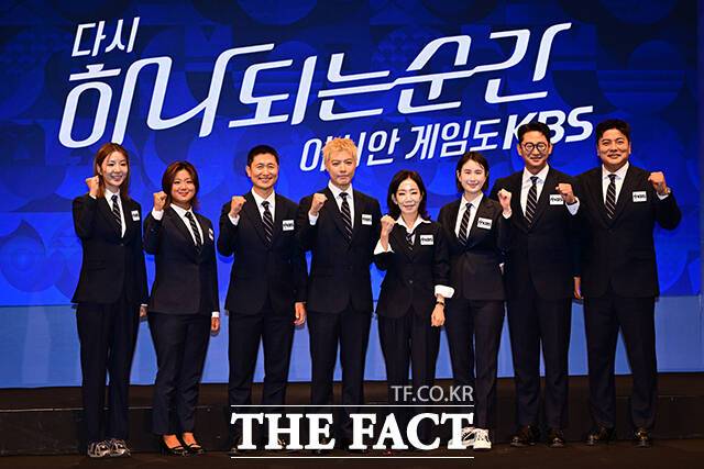 배드민턴 장수영, 수영 정유인, 축구 이영표, 방송인 강남, 음악감독 김문정, 양궁 기보배, 야구 박용택, 야구 김태균 해설위원(왼쪽부터)이 28일 오후 2시 30분 서울 영등포구 KBS 아트홀에서 열린 '2026 아이치-나고야 아시안게임' 제작발표회에 참석해 다양한 이야기를 나눴다. /남윤호 기자