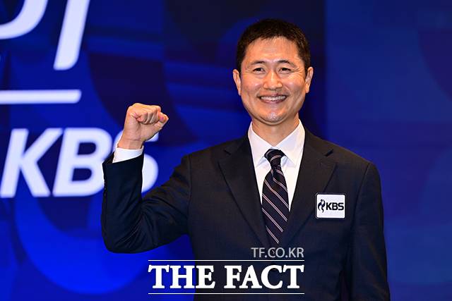 이영표 해설위원이 "'아시안게임' 선수들이 흘렸던 땀에 대한 대가와 환희를 KBS와 함께해 주시면 좋겠다"고 바랐다. /남윤호 기자