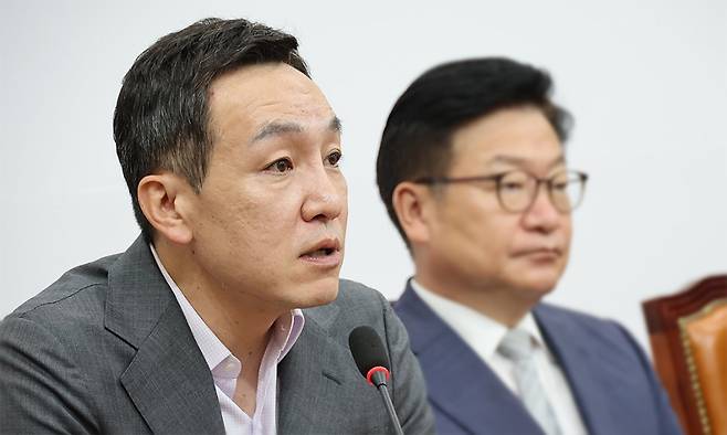 발언하고 있는 김민수 최고위원. 연합뉴스