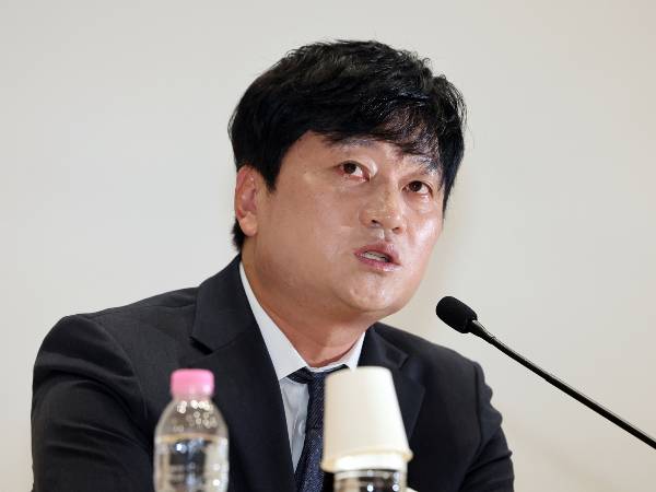 박문성 축구 해설위원이 김병지 강원FC 대표이사의 가족사 공격에 대해 입장을 밝혔다. 사진은 박문성 축구 해설위원 모습. /사진=뉴스1