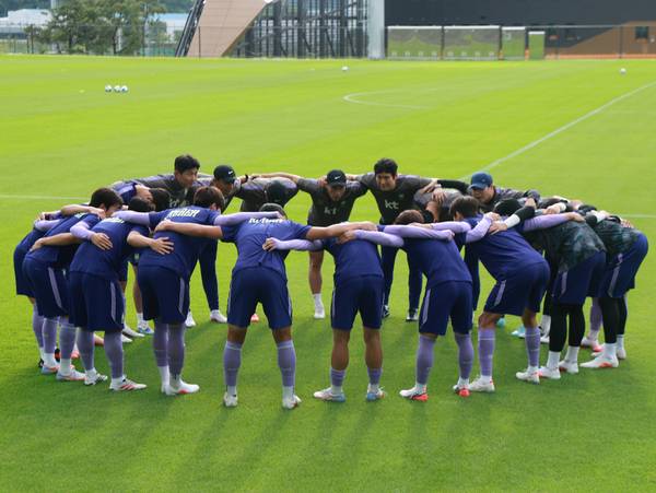 아시안게임 4연패에 도전하는 한국 축구대표팀(U-23) 선수들이 1일 충남 천안시 코리아풋볼파크에 소집, 2026 아이치·나고야 아시안게임 대비 훈련에 앞서 각오를 다지고 있다. 2026.9.1 /연합뉴스