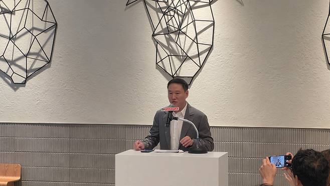 치폴레의 국내 사업 전략에 대해 설명 중인 허희수 사장/사진=김아름 기자 armijjang@