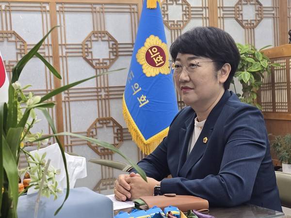 3일 고은정 경기도의회 부의장이&nbsp;경기도의회 부의장실에서 진행된 '경기도의회 출입기자단 인터뷰'를 진행하고 있다. [사진=이영종 기자]
