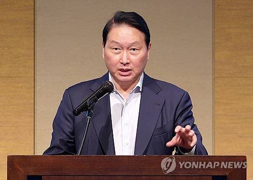 제 15회 한일상공회의소 회장단 회의서 개회사 하는 최태원 대한상의 회장[출처: 연합뉴스 자료사진]