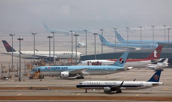 인천공항 전망대에서 바라본 인천국제공항 계류장 모습.(사진=연합뉴스)