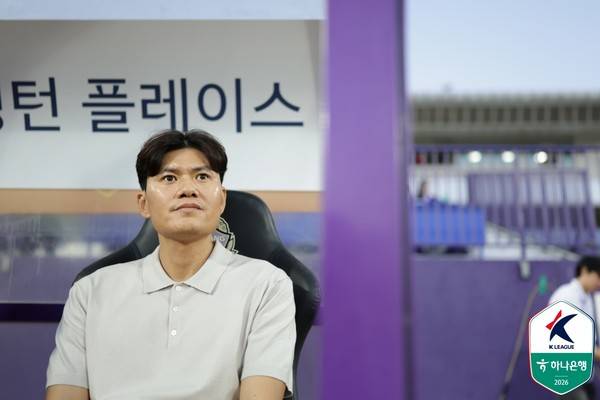 정경호 강원FC 감독. 한국프로축구연맹 제공
