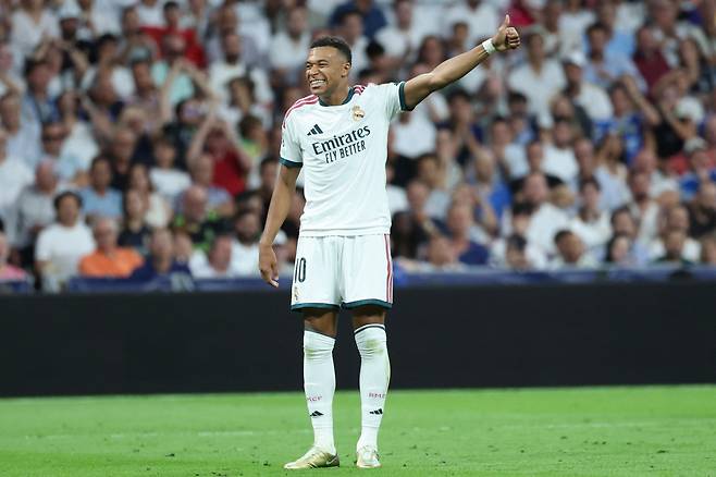Real Madrid's French forward #10 Kylian Mbappe reacts during the UEFA Champions League first round day 1 football match between Real Madrid and Inter Milan at the Santiago Bernabeu stadium in Madrid on September 8, 2026. (Photo by Thomas COEX / AFP)        <저작권자(c) 연합뉴스, 무단 전재-재배포, AI 학습 및 활용 금지>