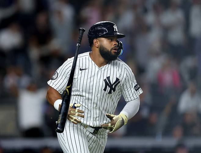 라모스가 9일(한국시간) 콜로라도전 8회 말 쐐기 3점포를 터뜨리고 있다. (GETTY IMAGES NORTH AMERICA / Getty Images via AFP)/ <저작권자 ⓒ 1980~2026 ㈜연합뉴스. 무단 전재 재배포 금지, AI 학습 및 활용 금지>