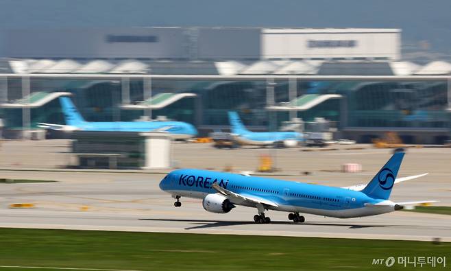 지난 3일 인천국제공항 계류장에서 촬영한 대한항공 항공기의 모습/사진= 뉴시스