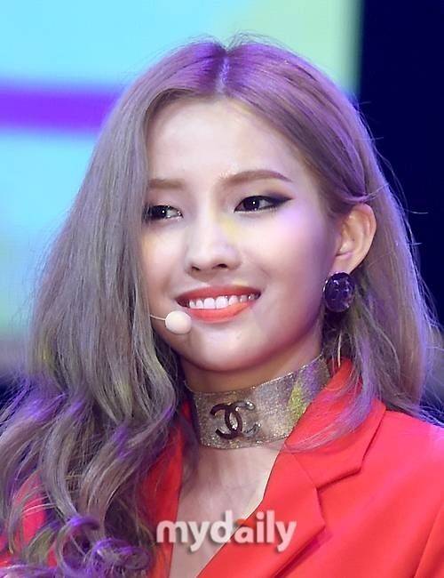 아이들 전소연 / 마이데일리