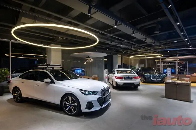 BMW 코오롱 모터스, 분당 전시장 새로 단장해 오픈(사진/BMW 그룹코리아)