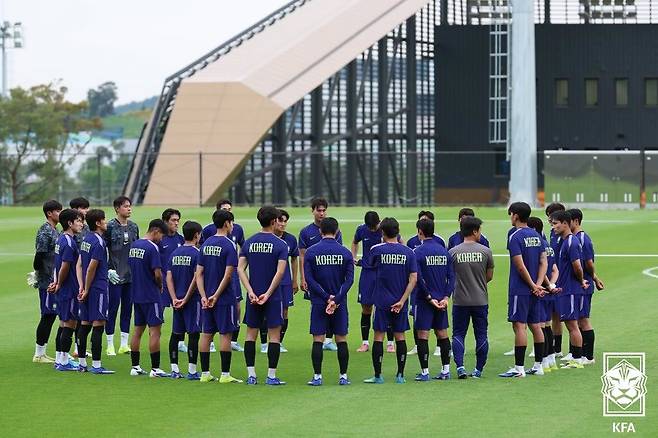 대한축구협회가 15일 다음 달 호주와 원정 평가전 2경기에 나설 U-21 축구대표팀 선수 명단 24명을 발표했다. 사진은 천안 코리아풋볼파크서 열린 6월 소집 훈련 장면. 사진제공│한국프로축구연맹