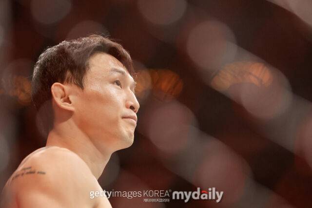 최두호가 2024년 7월 열린 UFC 310에서 랜드웨어와 경기를 앞두고 앞을 바라보고 있다. /게티이미지코리아