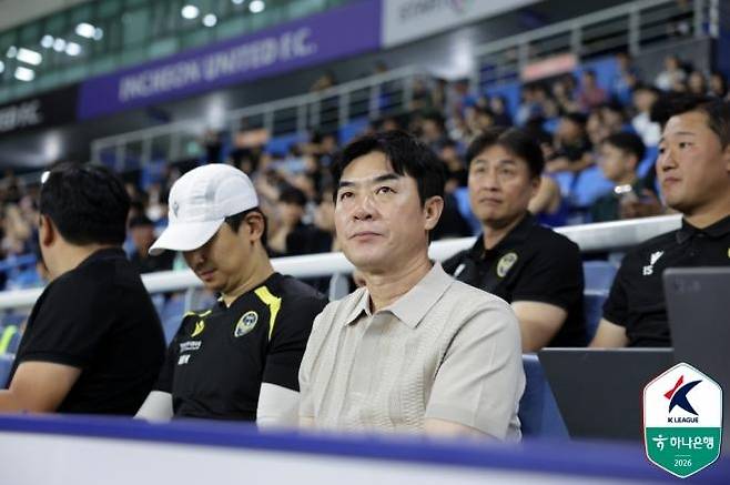 인천 유나이티드 윤정환 감독. 사진=한국프로축구연맹