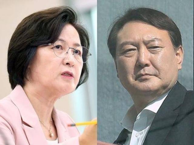 법무부 장관을 역임한 추미애(왼쪽 사진) 경기지사와 검찰총장 출신 윤석열 전 대통령. 한국일보 자료사진