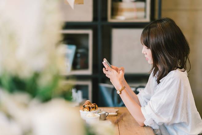 Nearly half of Koreans living alone lack close connections