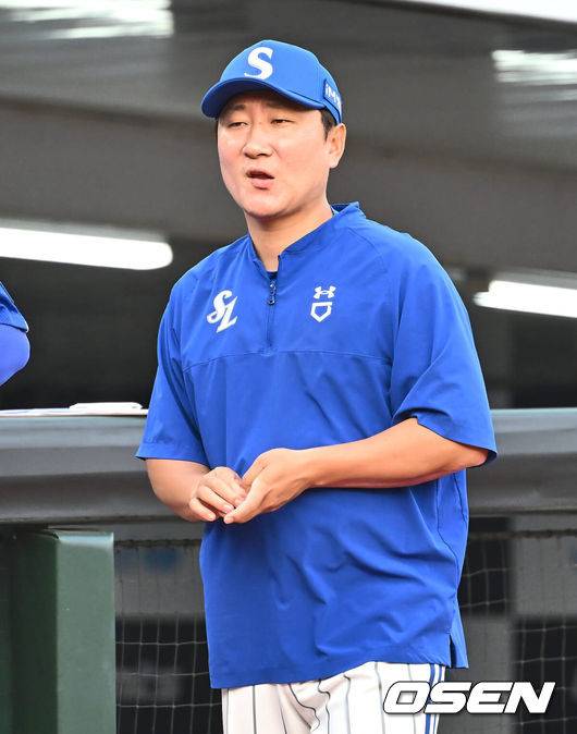 [OSEN=부산, 이석우 기자] 삼성 라이온즈 배영섭 코치 078 2024.05.24 / foto0307@osen.co.kr