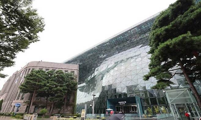 서울 중구 서울시청 본청 청사 전경. 이제원 선임기자