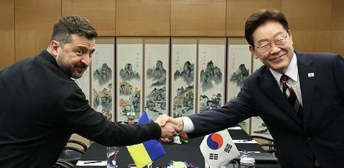▲우크라이나 젤렌스키 대통령과 이재명 대통령과 [연합뉴스]