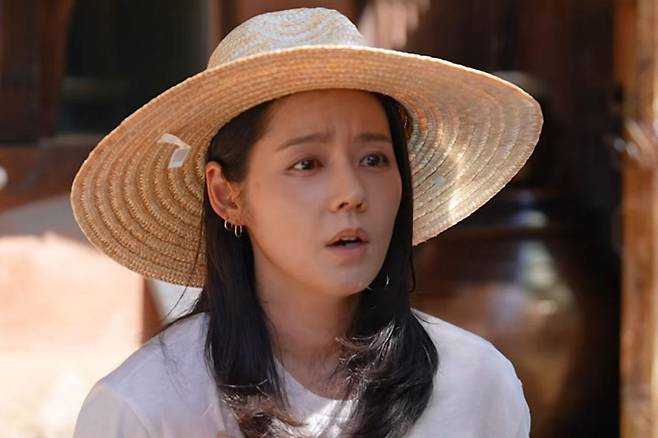 출처:채널 '자유부인 한가인'