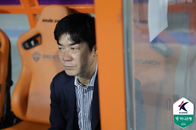 인천 유나이티드 윤정환 감독. 사진=한국프로축구연맹
