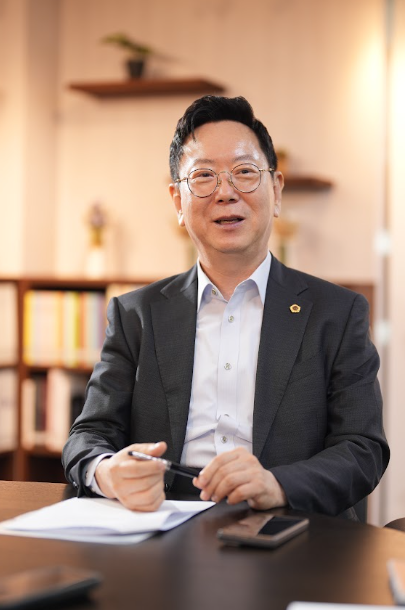 김광철 서울시의원이 30일 쿠키뉴스와 인터뷰하고 있다. 조진수 기자